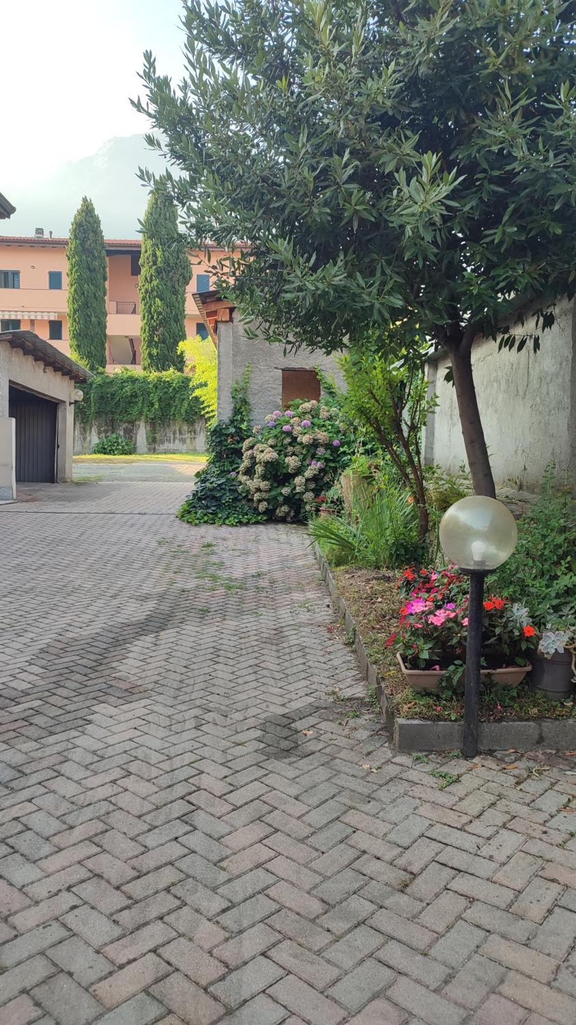Giorgia'S Home Colico Holiday Rent Esterno foto